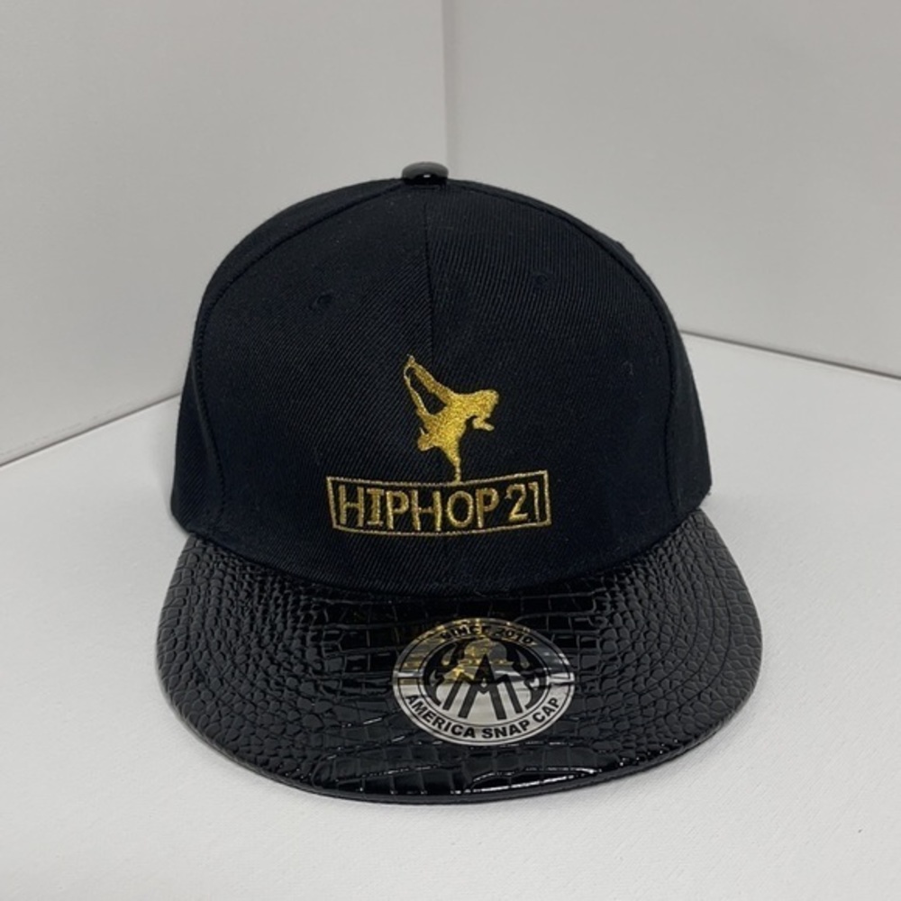 BLACK/GOLD HIPHOP21 FAUX ANIMAL SKIN SNAPBACK❗️ - Picture 1 of 4